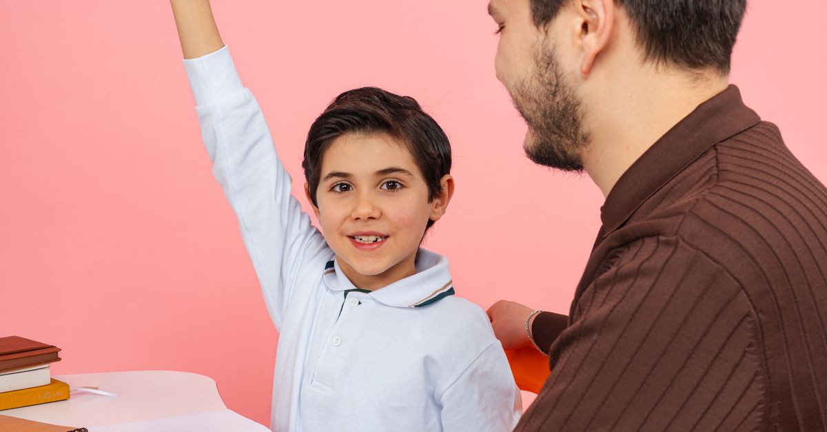 Local Tutoring Agencies: Bridging Students and Tutors