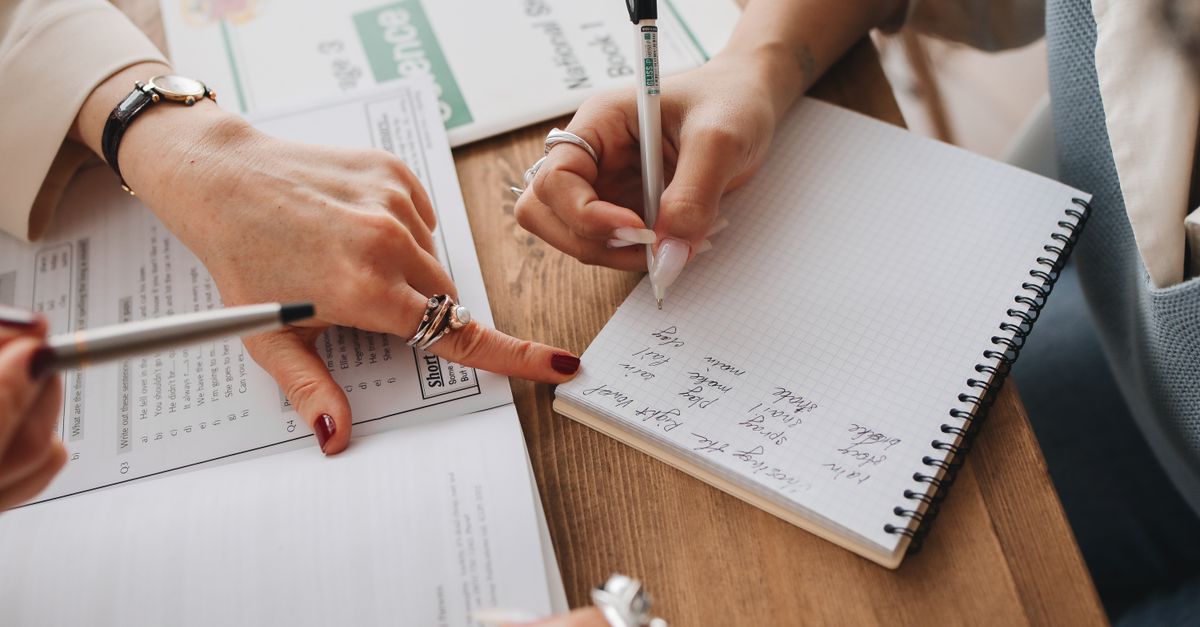 Understanding Different Subject-Specific Tutoring Approaches